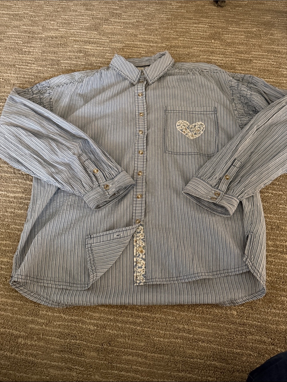 Pilcro buttondown shirt with floral heart